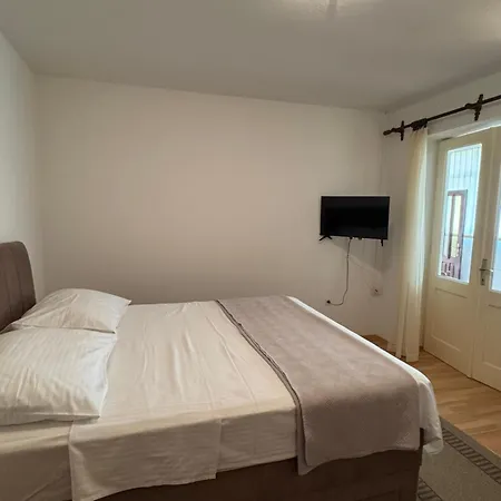 Apartment Mise *