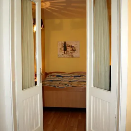 Apartment Mise *