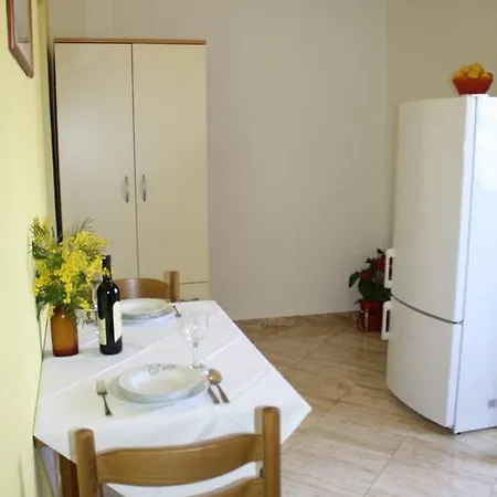 Mise Apartment