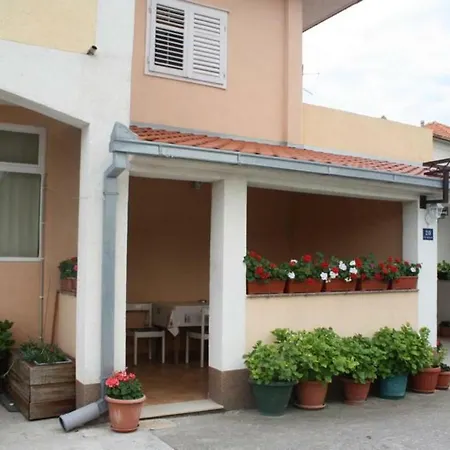 Mise Apartment *