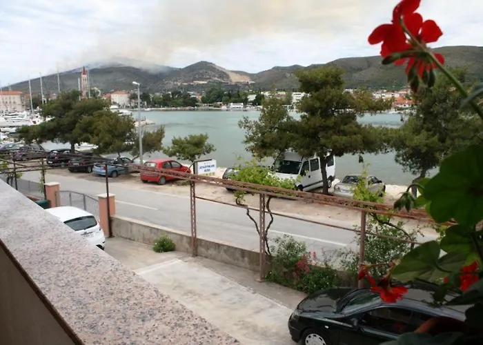 Mise Apartment Trogir